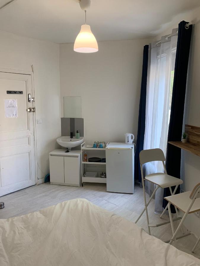 Hotel La Defense Коломб Экстерьер фото